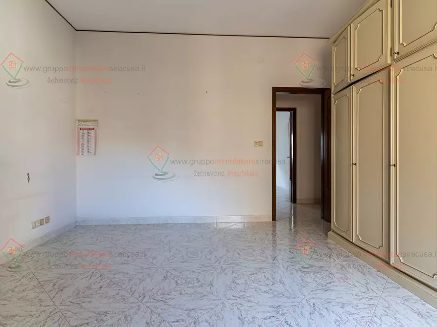 Immagine 3 di Pentalocale in vendita  a Siracusa