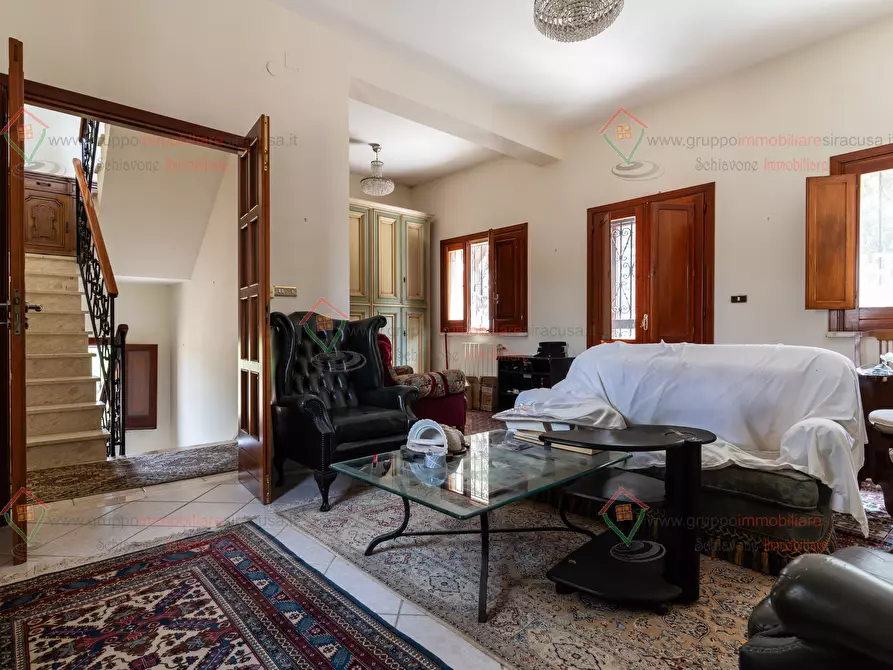 Immagine 13 di Villa in vendita  a Siracusa