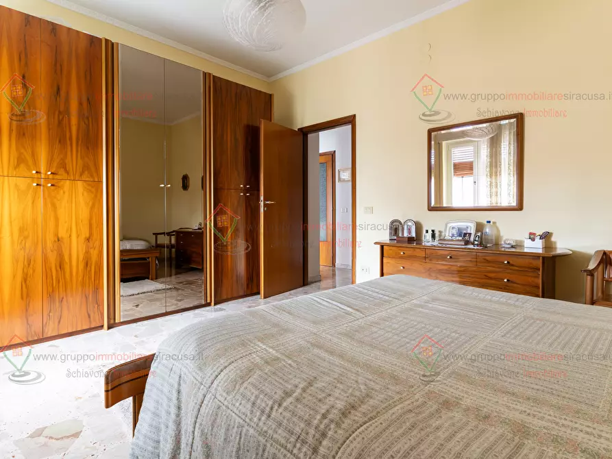 Immagine 14 di Pentalocale in vendita  a Siracusa