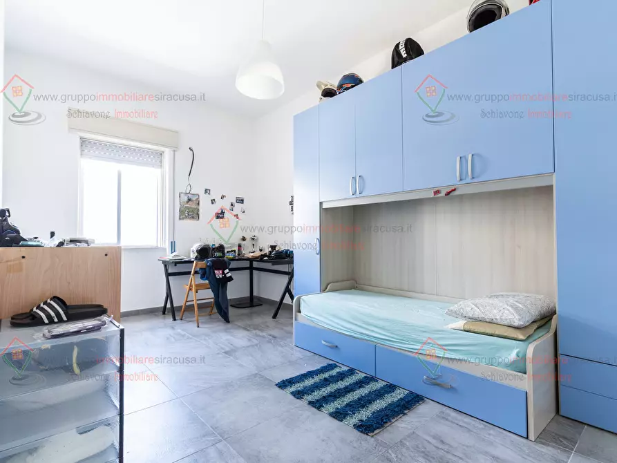 Immagine 13 di Pentalocale in vendita  a Siracusa