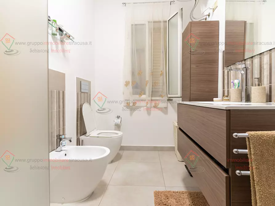 Immagine 6 di Trilocale in vendita  a Siracusa