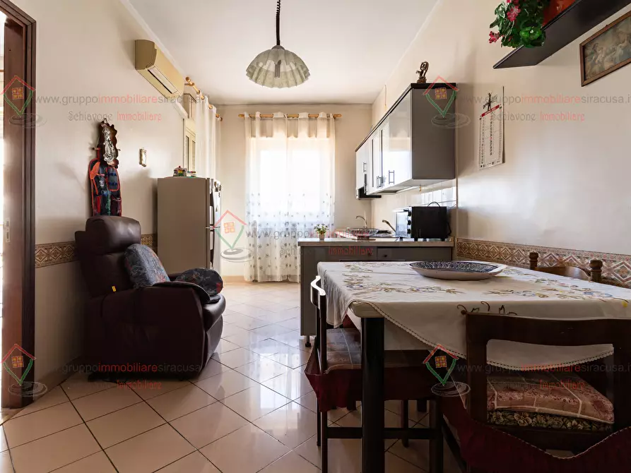 Immagine 5 di Quadrilocale in vendita  a Siracusa