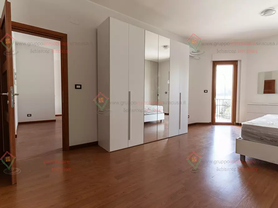 Immagine 12 di Appartamento in affitto  a Siracusa