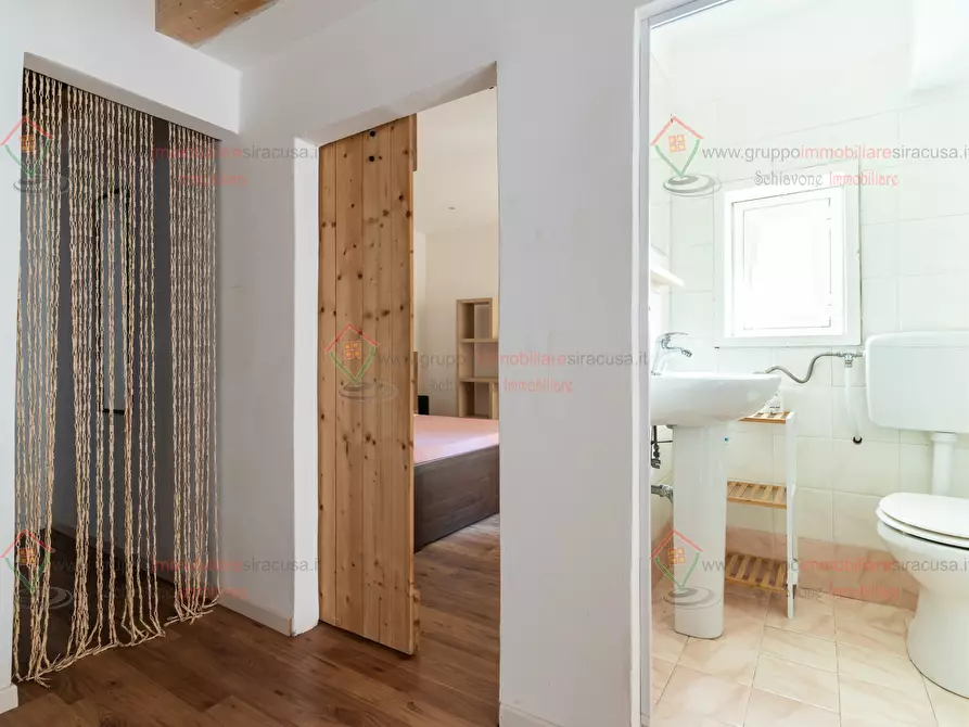 Immagine 22 di Quadrilocale in vendita  a Siracusa