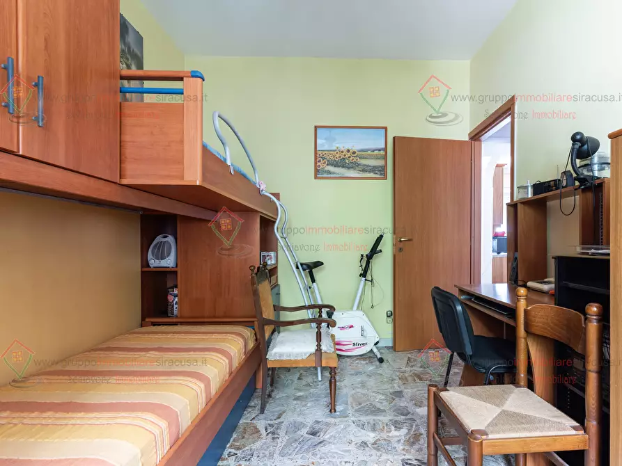 Immagine 9 di Trilocale in vendita  a Siracusa