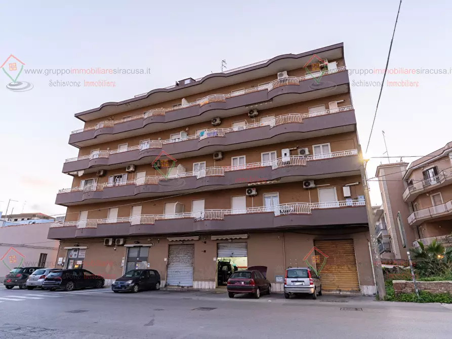 Immagine 23 di Pentalocale in vendita  a Siracusa