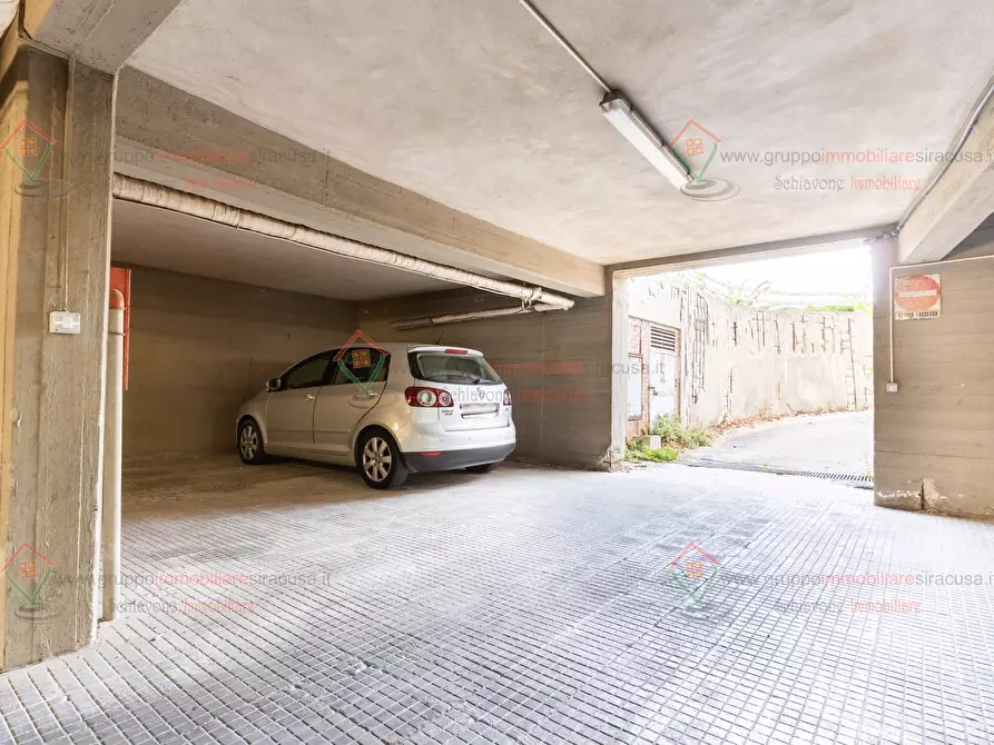 Immagine 28 di Quadrilocale in vendita  a Siracusa