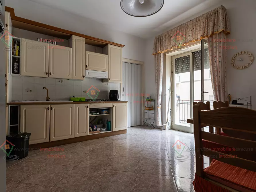 Immagine 17 di Pentalocale in vendita  a Siracusa