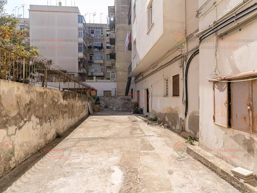 Immagine 27 di Pentalocale in vendita  a Siracusa