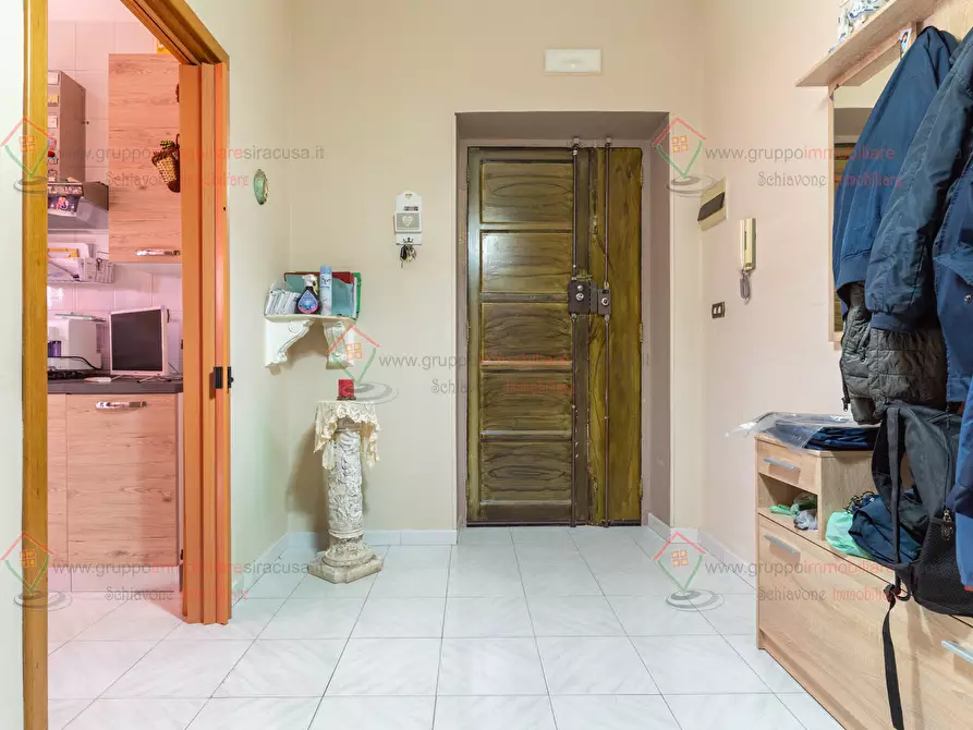 Immagine 5 di Pentalocale in vendita  a Siracusa