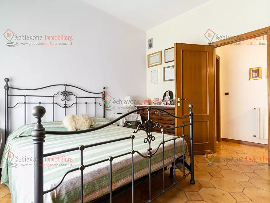 Immagine 12 di Appartamento in vendita  a Siracusa