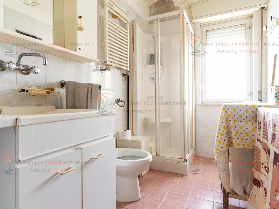 Immagine 18 di Quadrilocale in vendita  a Siracusa