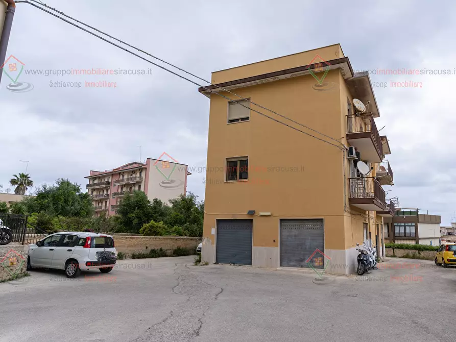 Immagine 1 di Trilocale in vendita  a Siracusa