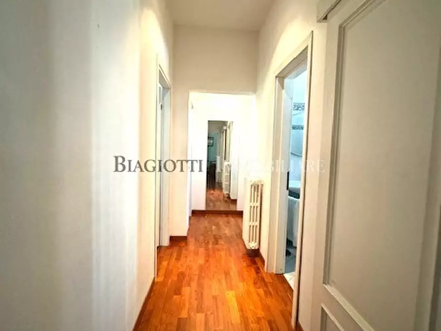 Immagine 49 di Casa semindipendente in vendita  a Livorno