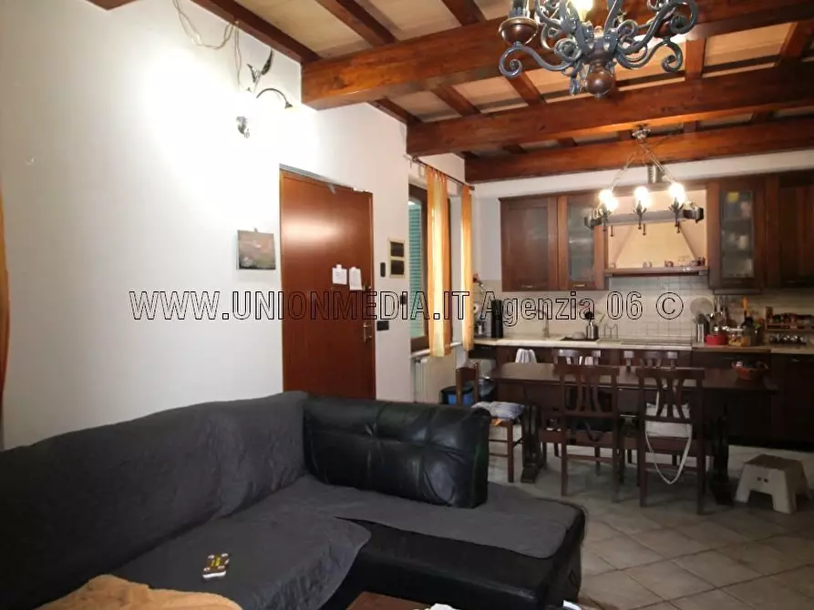 Immagine 5 di Casa indipendente in vendita  a Ortonovo