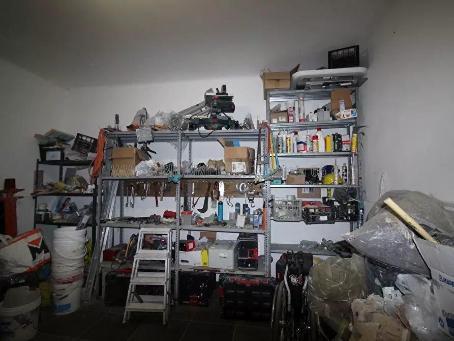 Immagine 22 di Appartamento in vendita  a Vezzano Ligure