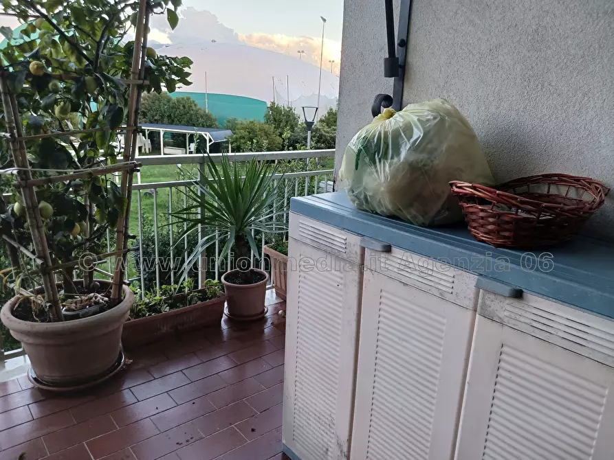 Immagine 22 di Appartamento in vendita  a Ortonovo