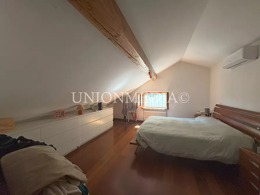 Immagine 23 di Villa in vendita  in Viale Vittorio Alfieri a Fosdinovo