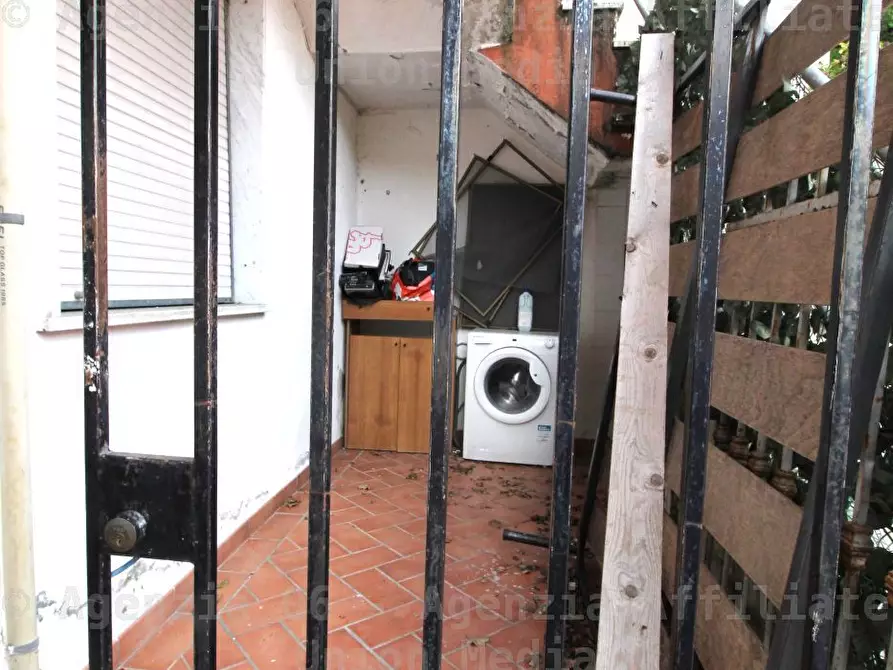 Immagine 3 di Appartamento in vendita  a Vezzano Ligure