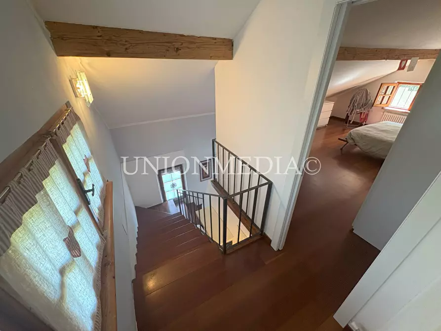 Immagine 30 di Villa in vendita  in Viale Vittorio Alfieri a Fosdinovo