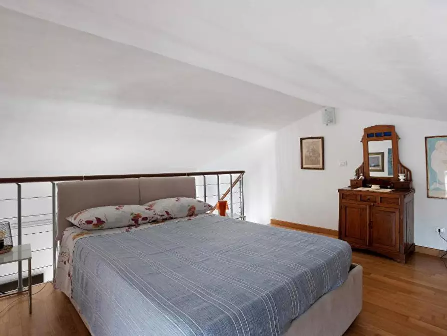 Immagine 9 di Casa semindipendente in affitto  a Sarzana