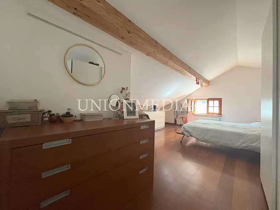 Immagine 26 di Villa in vendita  in Viale Vittorio Alfieri a Fosdinovo