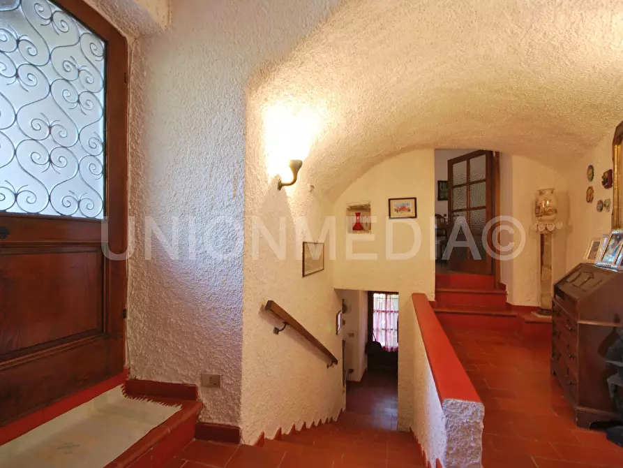 Immagine 11 di Terratetto in vendita  in Via Annunziata a Ortonovo