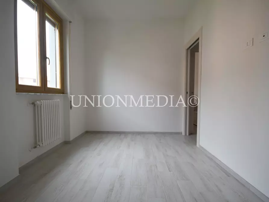 Immagine 20 di Appartamento in vendita  in via gobetti a Ortonovo