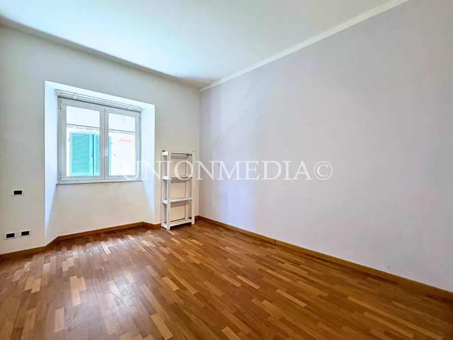 Immagine 17 di Appartamento in vendita  in PIAZZA MATTEOTTI a Sarzana