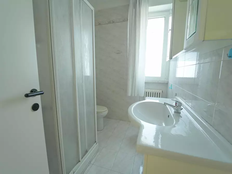 Immagine 26 di Trilocale in vendita  in Via Raffaele Marvelli 9 a Rimini