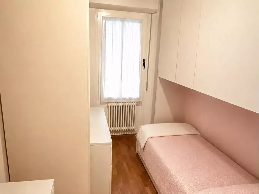 Immagine 12 di Trilocale in vendita  a Rimini