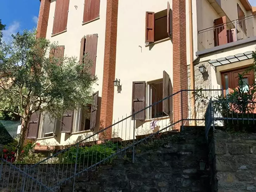 Immagine 1 di Quadrilocale in vendita  in Viale Angelo Battelli 24 a Novafeltria