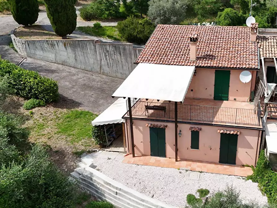 Immagine 3 di Villetta a schiera in vendita  in Via Gorolo 63 a Borghi