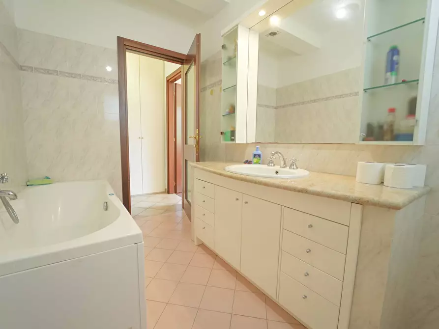 Immagine 14 di Villa in vendita  in Via Giuseppe Garibaldi a Bellaria-Igea Marina