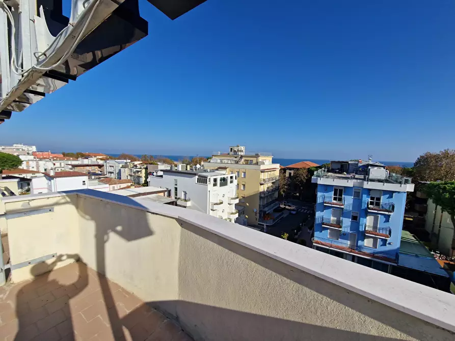 Immagine 18 di Albergo/B&B/Residence in vendita  in Viale Regina Margherita 27b a Rimini