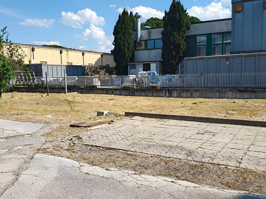 Immagine 28 di Laboratorio in vendita  in Via Ausa 179 a Coriano