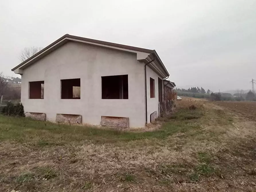 Immagine 5 di Casa indipendente in vendita  in Via Buonanotte 8A a Rimini