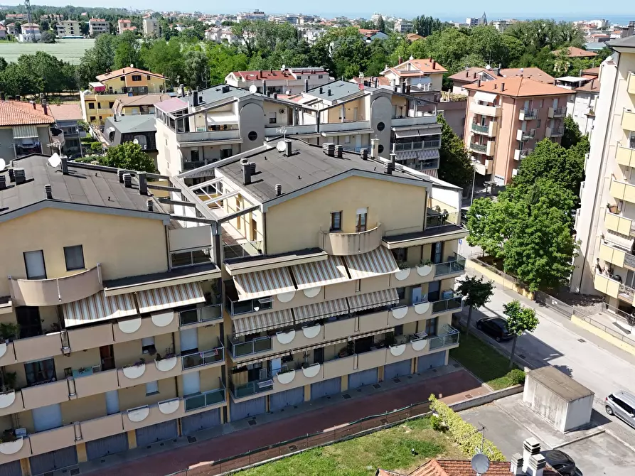 Immagine 28 di Quadrilocale in vendita  in Via Salvatore Barzilai 26 a Rimini
