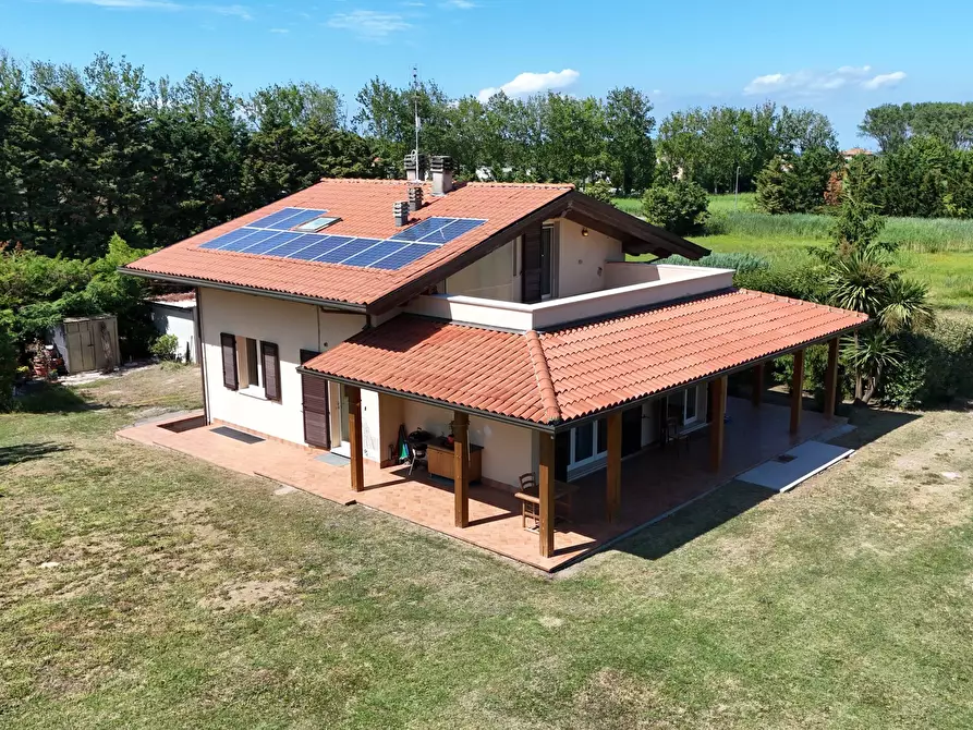 Immagine 2 di Villa in vendita  in Via Giuseppe Garibaldi a Bellaria-Igea Marina