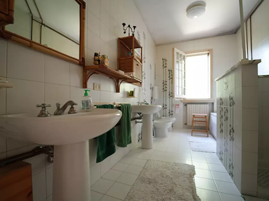 Immagine 19 di Villa in vendita  in Via delle Cave a Poggio Torriana