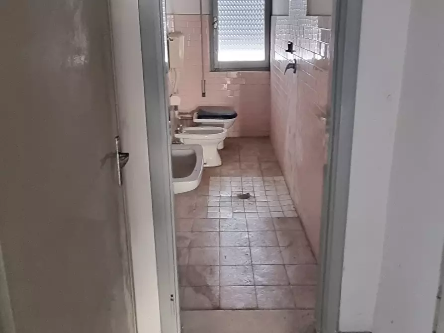 Immagine 17 di Casa trifamiliare in vendita  in Viale Viareggio 14 a Rimini