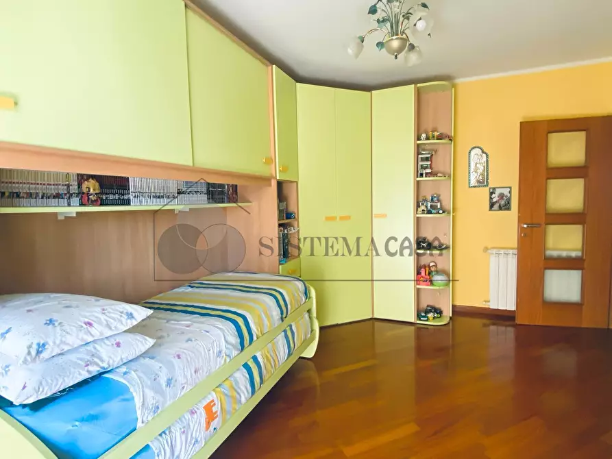 Immagine 15 di Quadrilocale in vendita  in Via Brigate partigiane 94 a Follo