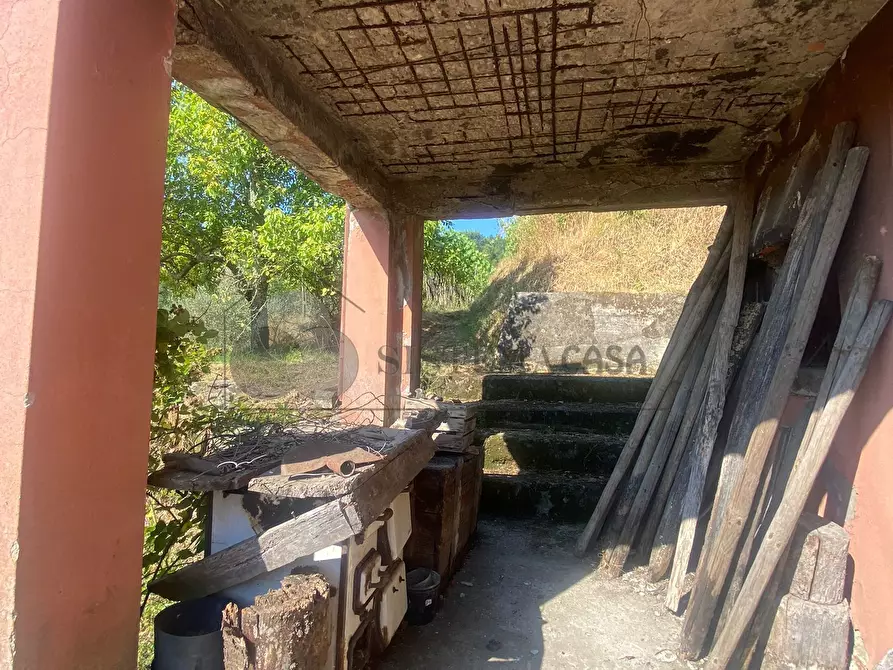 Immagine 15 di Casa indipendente in vendita  a Follo