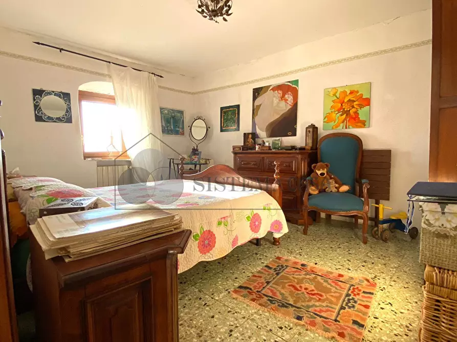 Immagine 37 di Rustico / casale in vendita  in Via Borgo di Sopra Giucano 10 a Fosdinovo