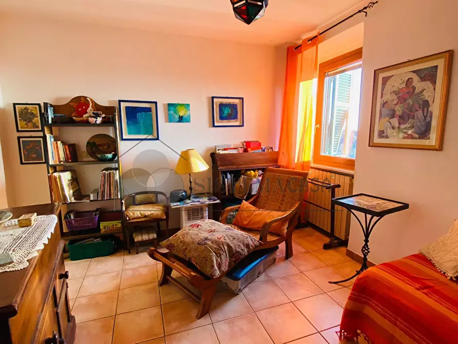 Immagine 18 di Rustico / casale in vendita  in Via Borgo di Sopra Giucano 10 a Fosdinovo