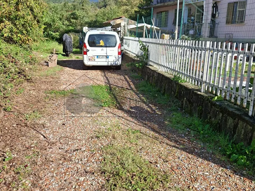 Immagine 27 di Porzione di casa in vendita  a Follo