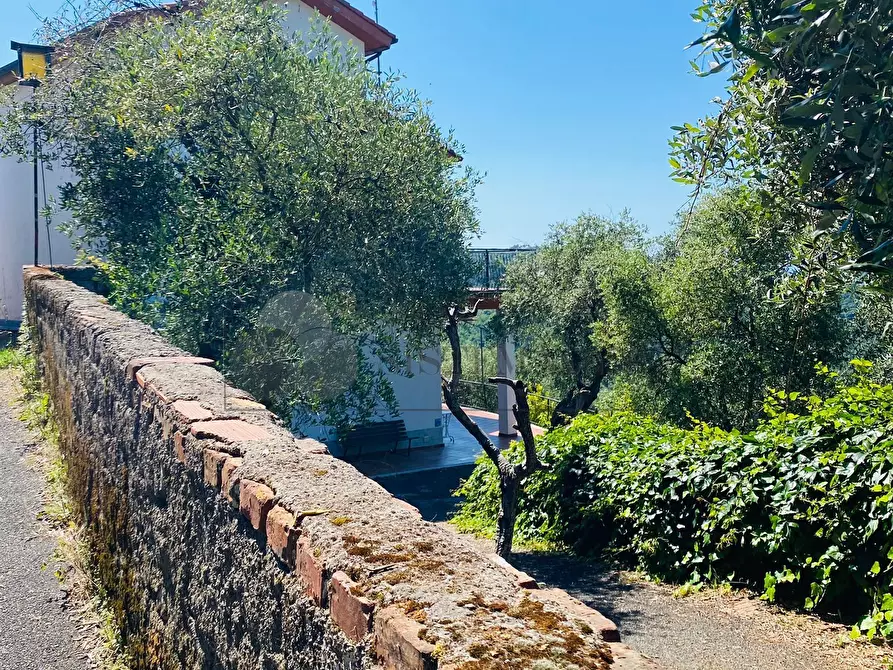 Immagine 44 di Villa in vendita  in Via Fratelli Aristide e Alduino Castellini 8 a Vezzano Ligure