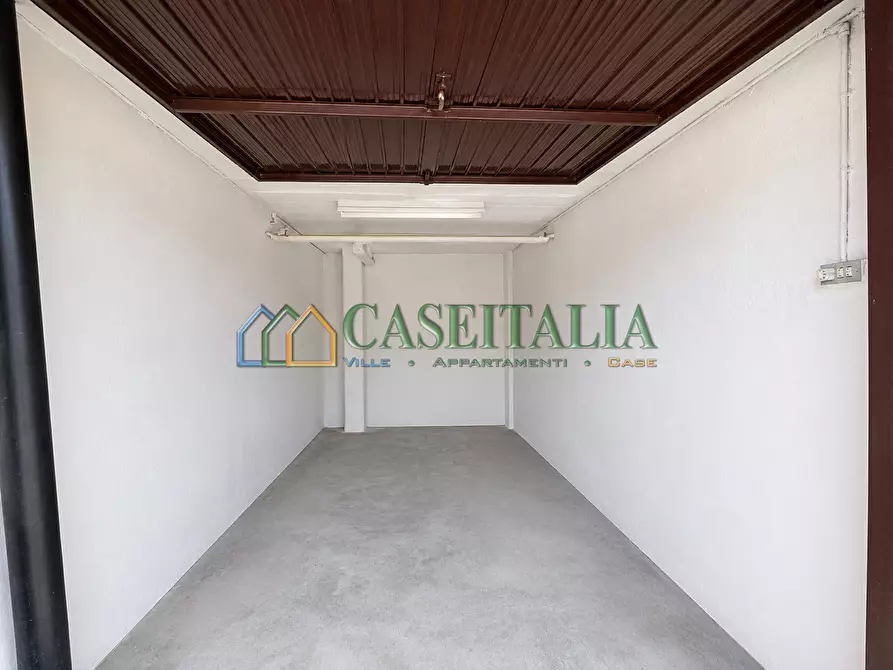 Immagine 22 di Quadrilocale in vendita  in Strada Antica di Francia 39 a Buttigliera Alta