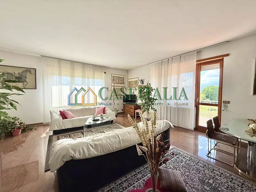 Immagine 10 di Villa in vendita  in Via Ugie 5 a Rosta