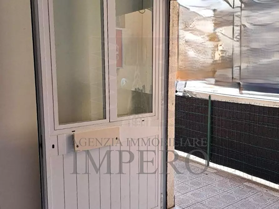 Immagine 8 di Locale commerciale in vendita  in Via Colonnello Aprosio 105 a Vallecrosia